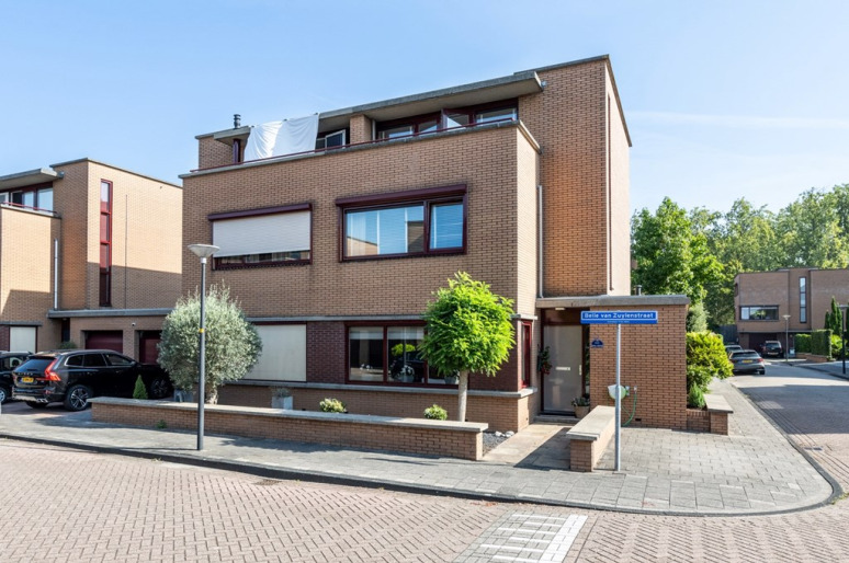 Belle Van Zuylenstraat 11, Maassluis
