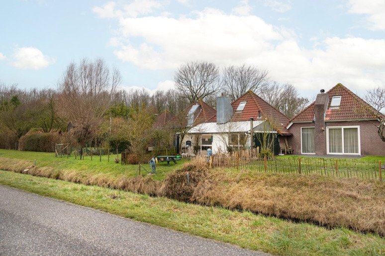 Herkingsezeedijk 215, Herkingen