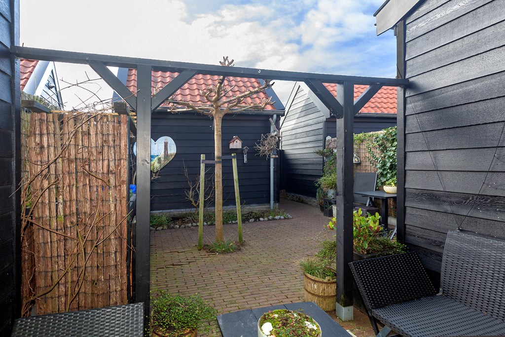 Achter 'T Hof 6, Ouddorp