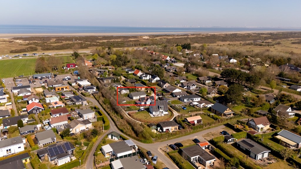 Duinakker 16, Ouddorp