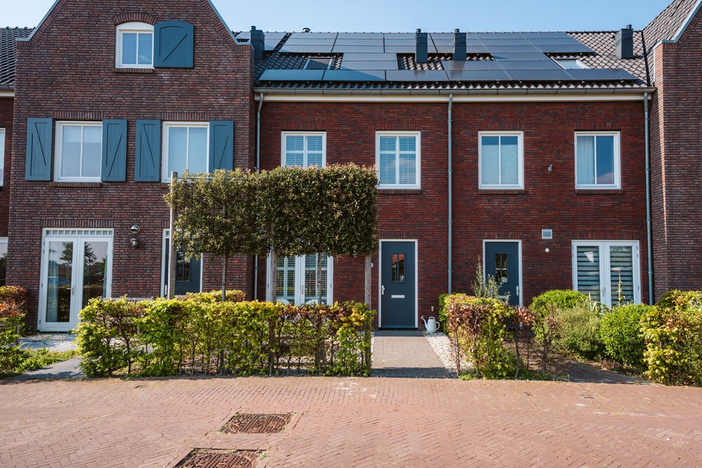 Van Kerkwijkhof 16, Ouddorp