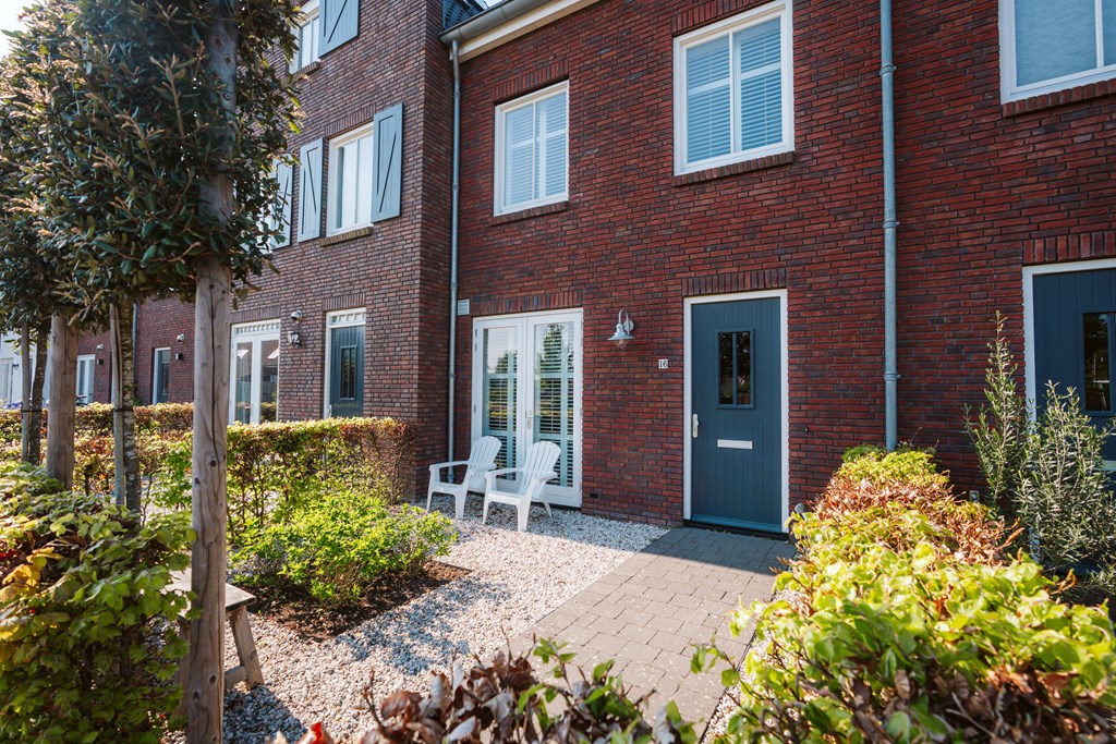 Van Kerkwijkhof 16, Ouddorp