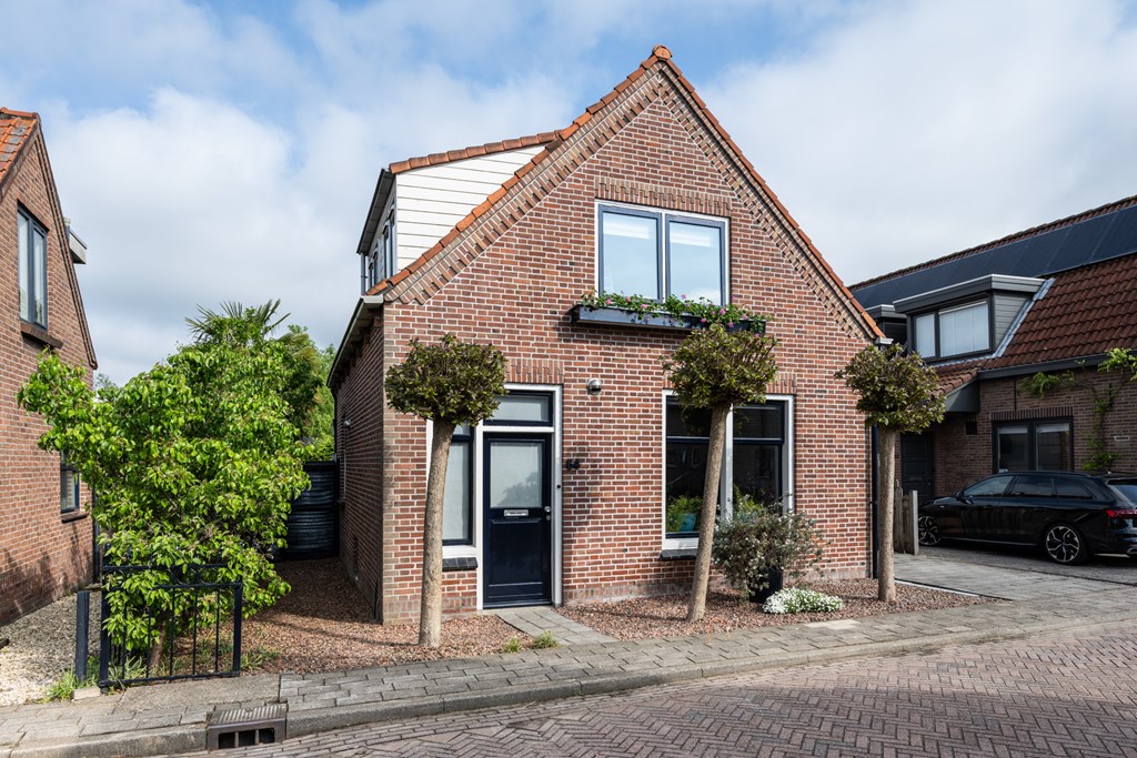 Spui 64, Strijen