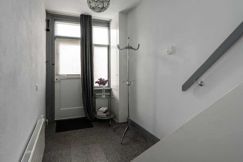 Spui 64, Strijen