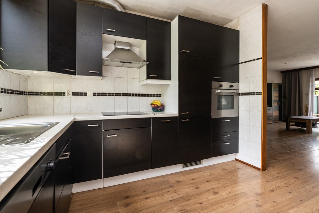 Elegastburg 24, Capelle aan den IJssel