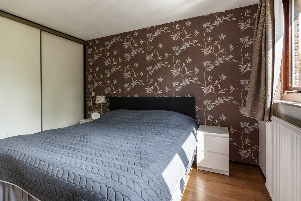 Elegastburg 24, Capelle aan den IJssel