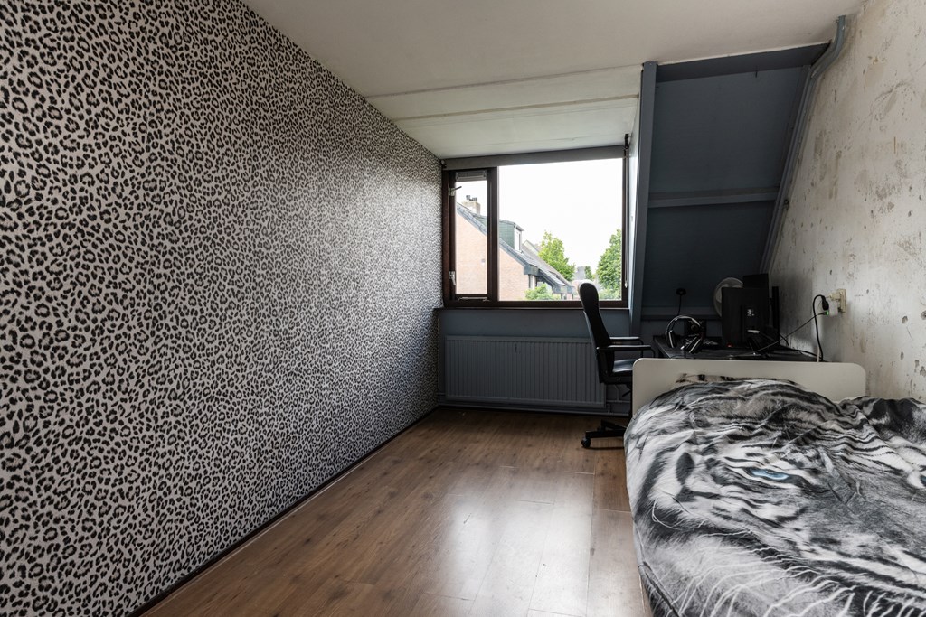 Elegastburg 24, Capelle aan den IJssel