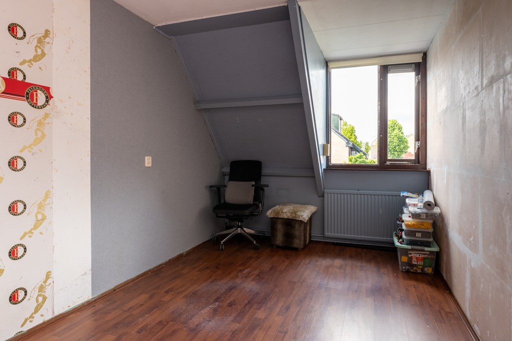 Elegastburg 24, Capelle aan den IJssel