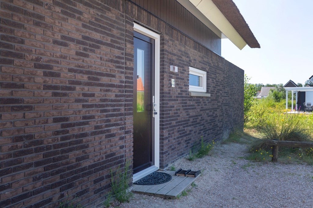 De Duinen 220, Ouddorp