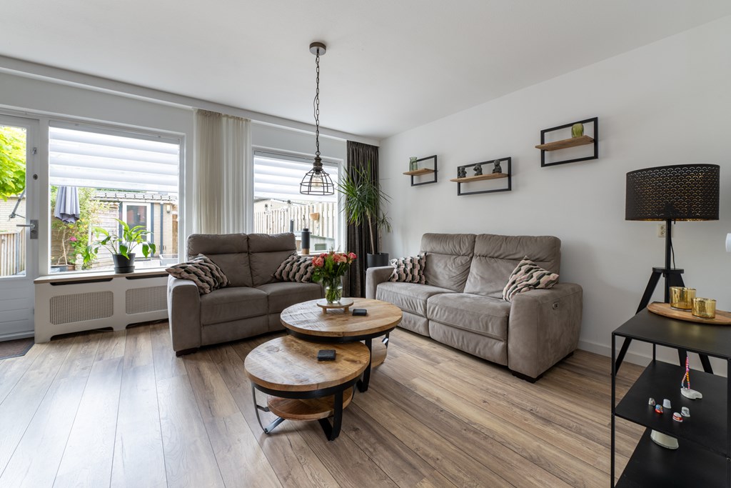 Pastoor Apeldoornpad 2, Hoogvliet Rotterdam
