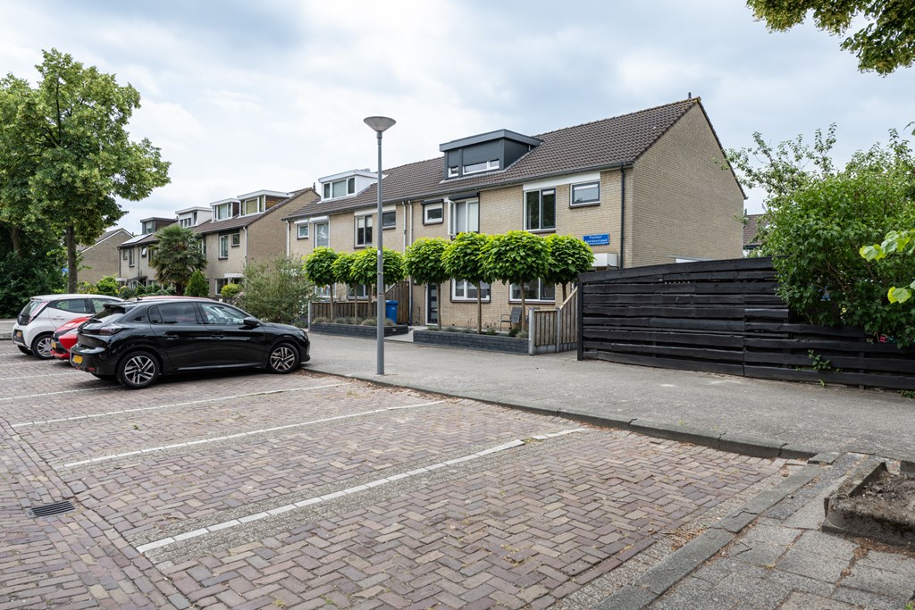 Pastoor Apeldoornpad 2, Hoogvliet Rotterdam