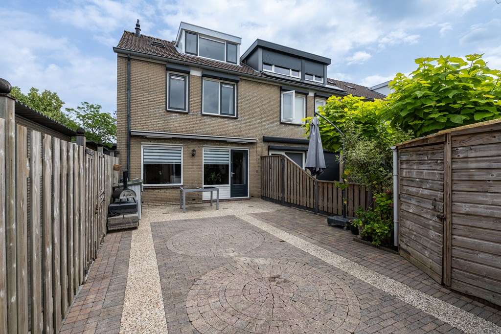 Pastoor Apeldoornpad 2, Hoogvliet Rotterdam