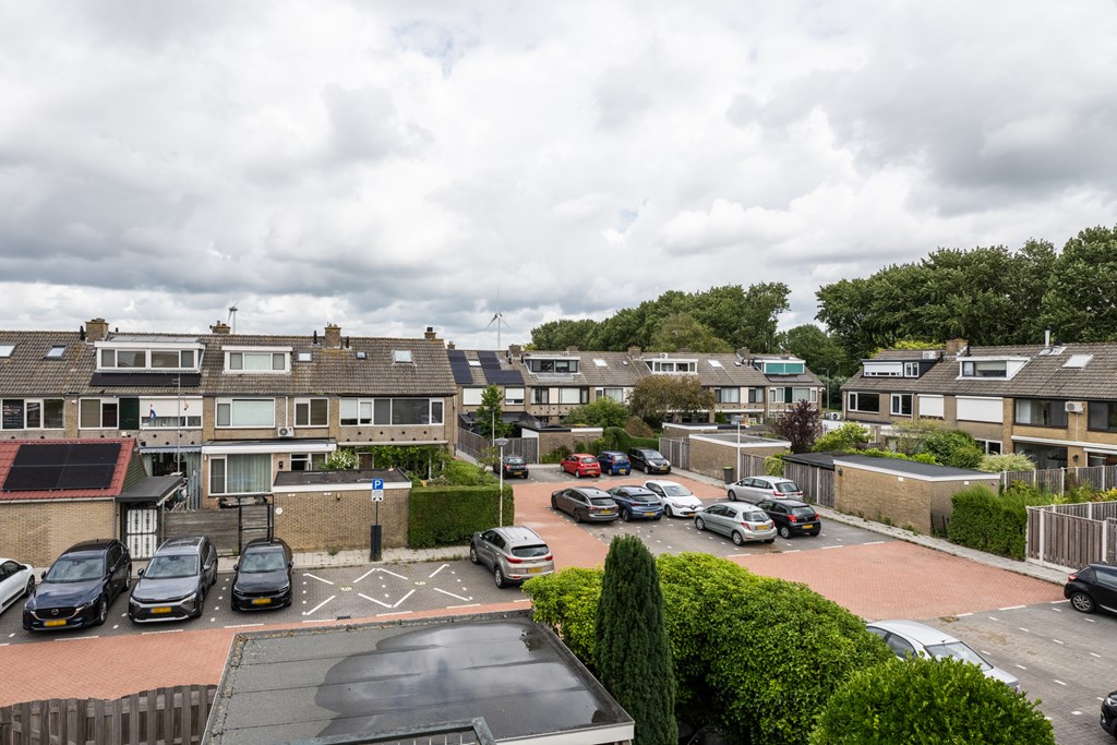 De Bras 4, Heenvliet