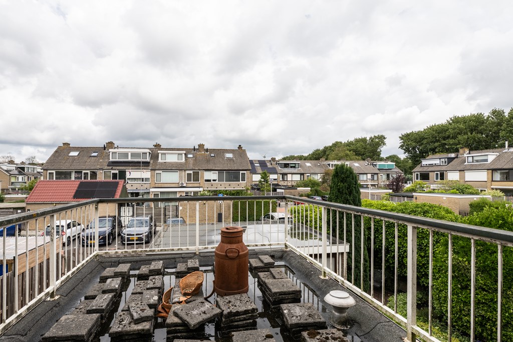 De Bras 4, Heenvliet