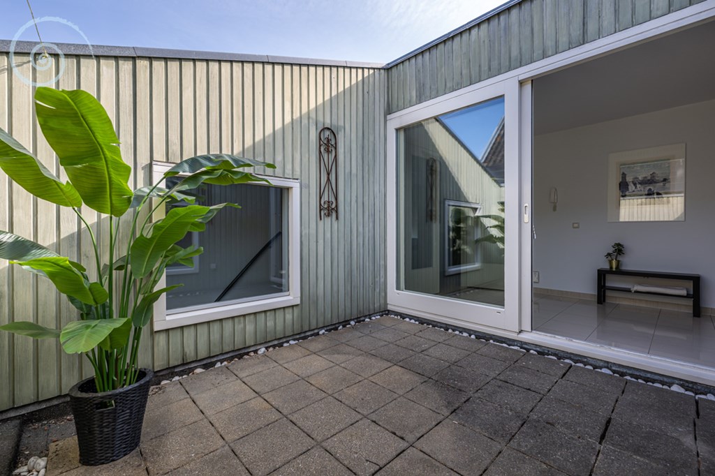Dorpstienden 10, Ouddorp