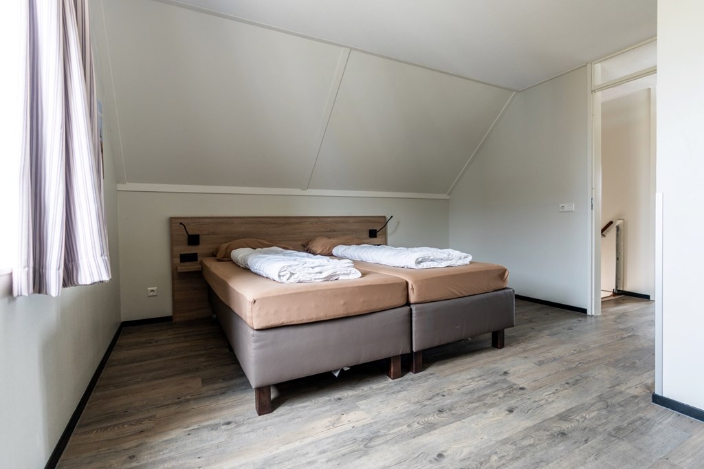 De Duinen 512, Ouddorp