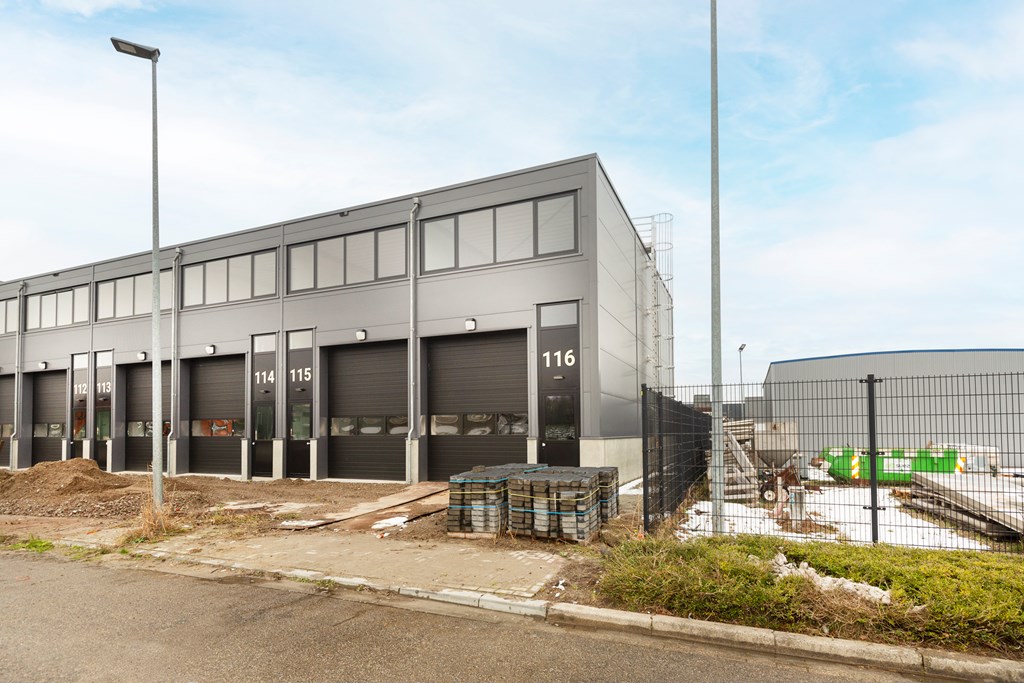 Deltageul 116, Stellendam