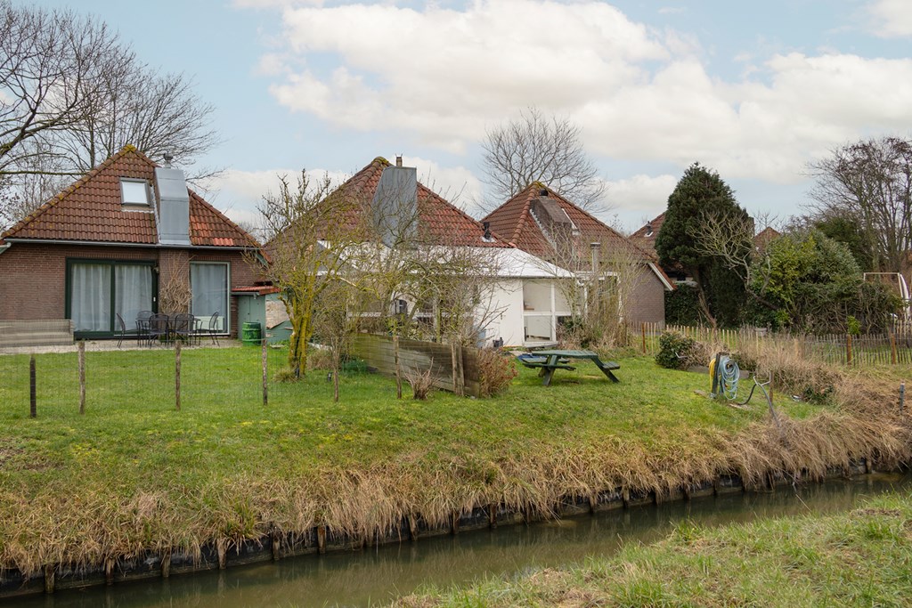 Herkingsezeedijk 215, Herkingen