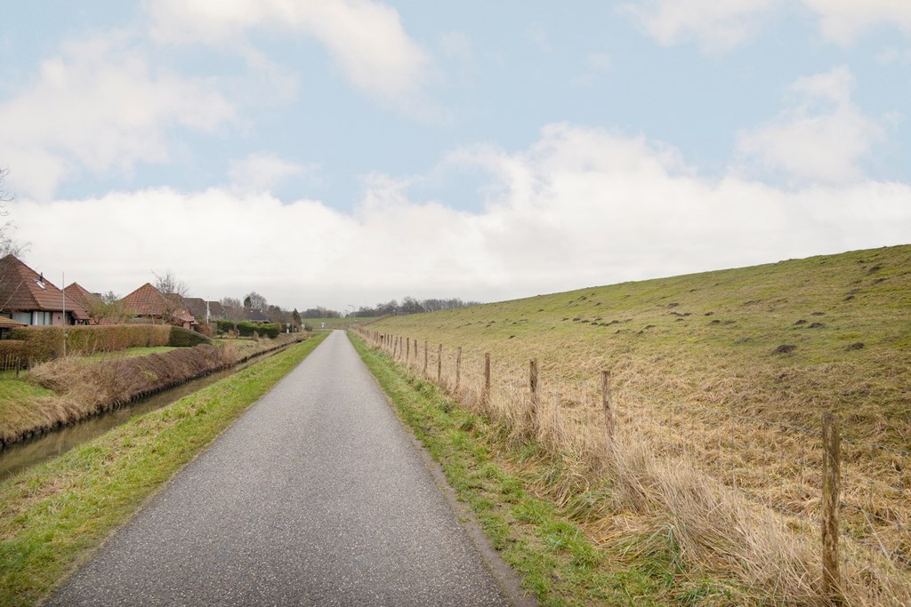 Herkingsezeedijk 215, Herkingen