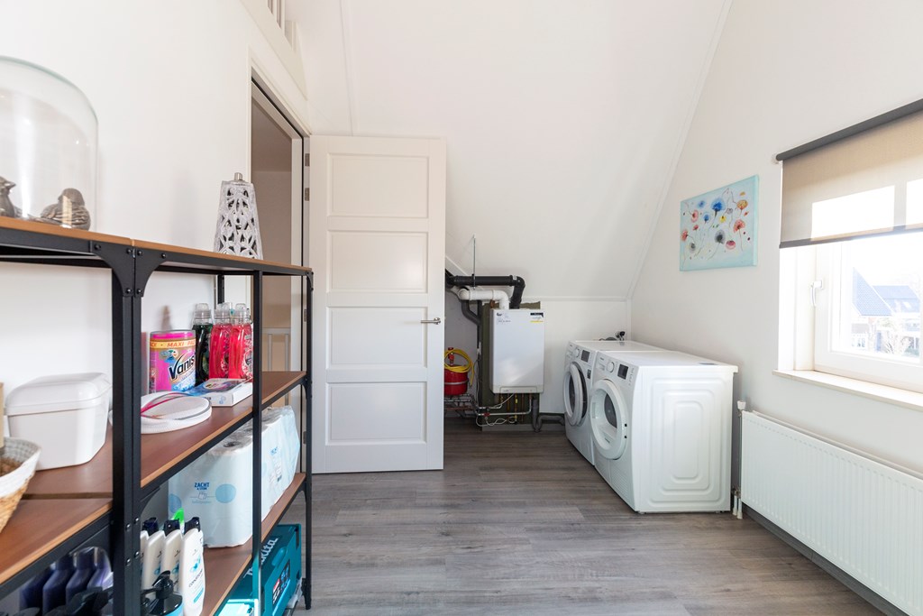 Van Kerkwijkhof 18, Ouddorp